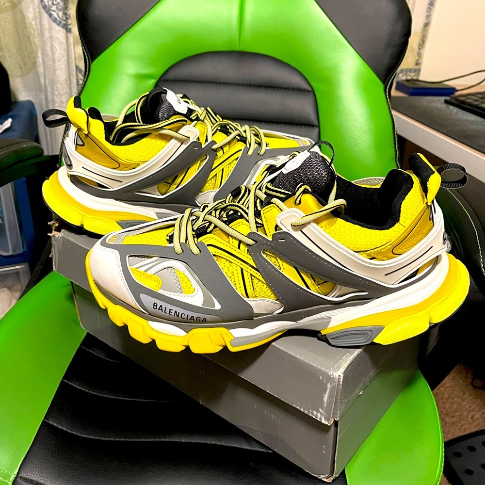 BALENCIAGA TRACK SNEAKER VERSION 1 YELLOW